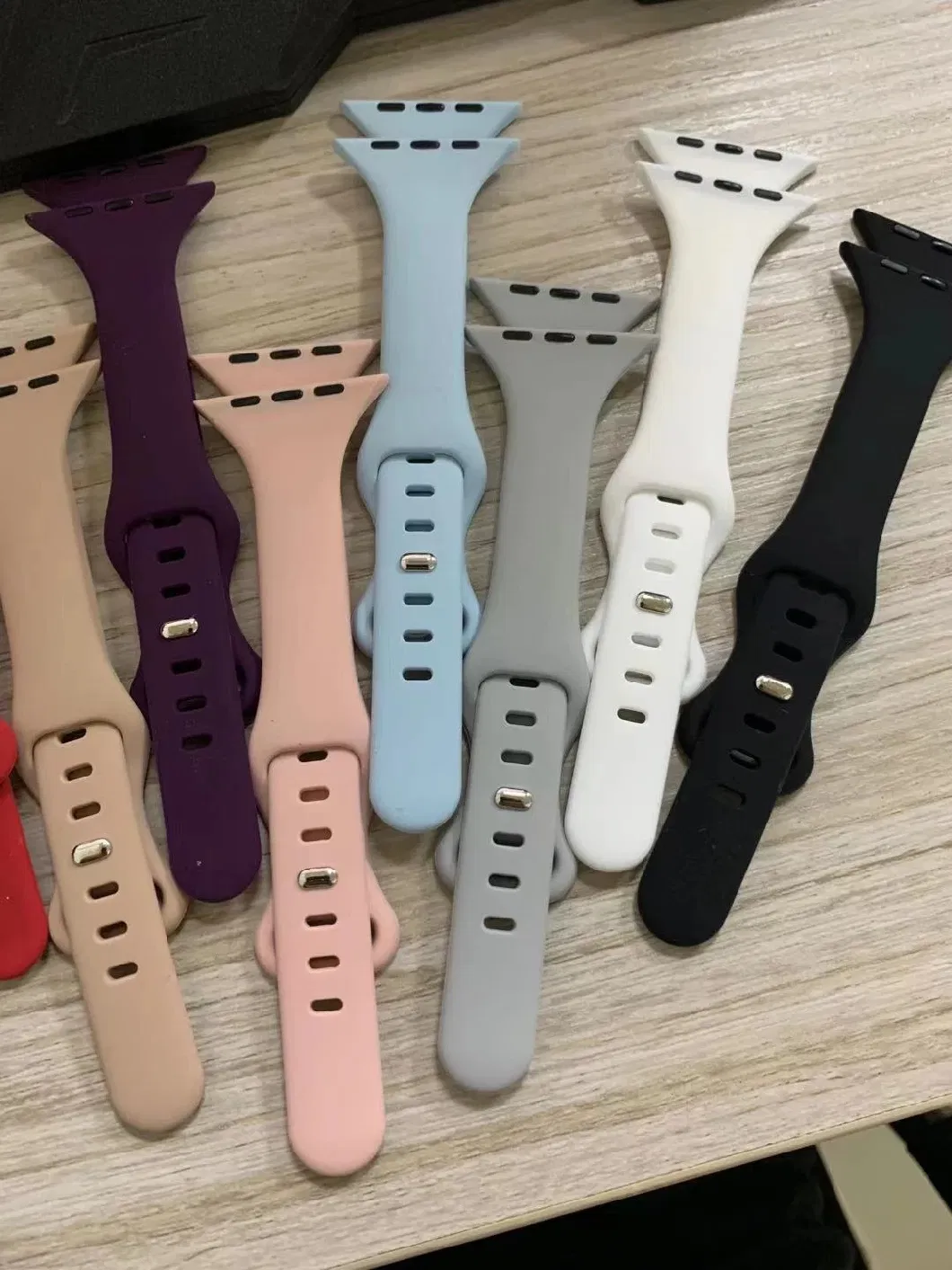 2022 Wholesale Watch Strap Silicone Sport Smart Watch Band Accessories Multi-Color for Apple Watch with Factory Price and Cheap Shipment